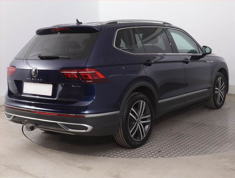 Volkswagen Tiguan Allspace (2022) 2.0 TDI - fotka 5 z 17