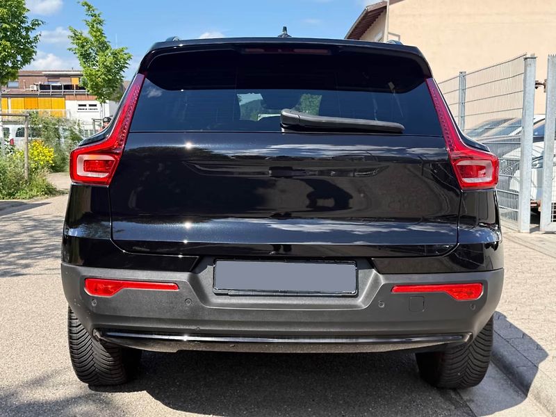Volvo XC40 T2 Plus Dark H/K LED Kam Paměť - fotka 7 z 25