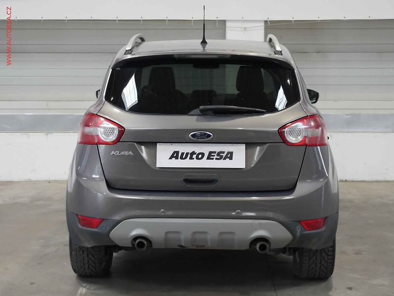 Ford Kuga (2011) 2.0 TDCi 4x4, AC, TZ, park - fotka 5 z 22