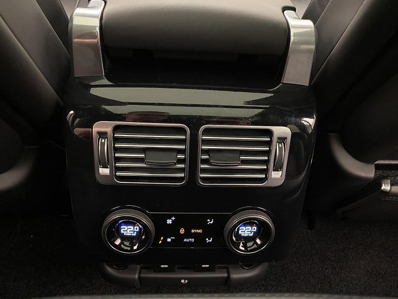 Land Rover Range Rover 4.4 SDV8 AUTOBIOGRAPHY AWD CZ - fotka 31 z 64