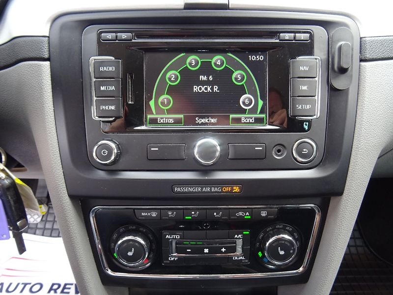 Škoda Superb (2013) 2.0TDi,103kW,1maj,S.kni,navi - fotka 14 z 24