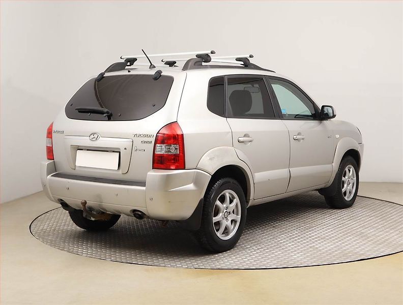 Hyundai Tucson (2007) 2.0 CRDi, 4X4, nová STK - fotka 5 z 17