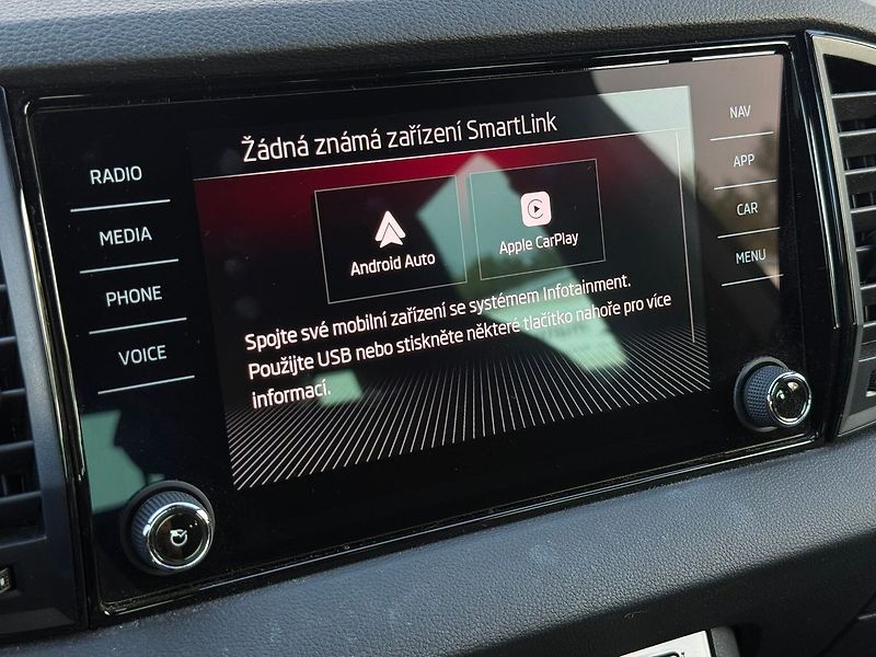 Škoda Karoq 2.0TDI 110kW DSG 4x4 Sportline - fotka 9 z 20
