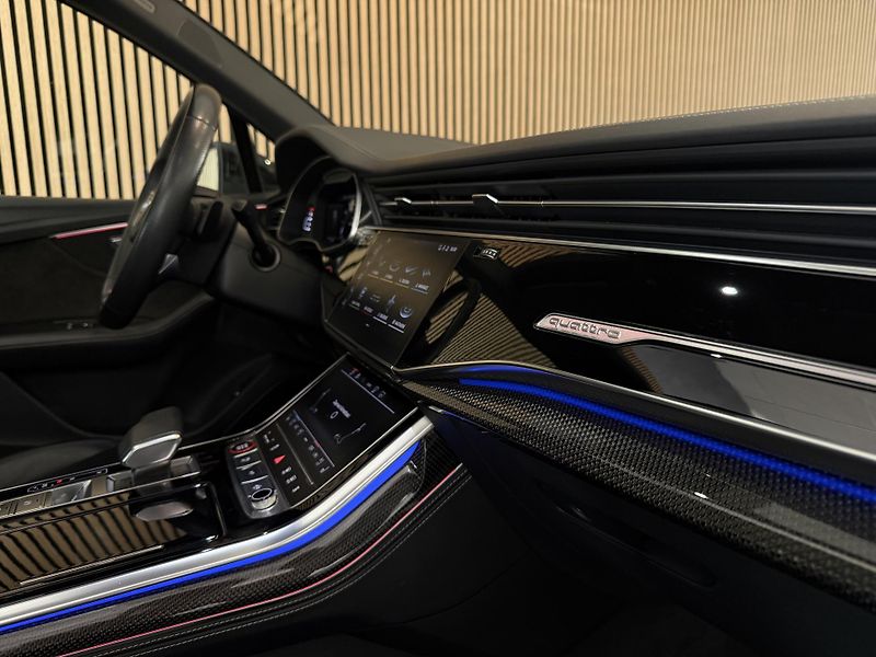 Audi SQ7 TDI V8 B&O 7míst Laser Carbon - fotka 23 z 49