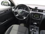 Škoda Superb (2011) Comfort 2.0 TDI, Automat, Navi - náhled 7