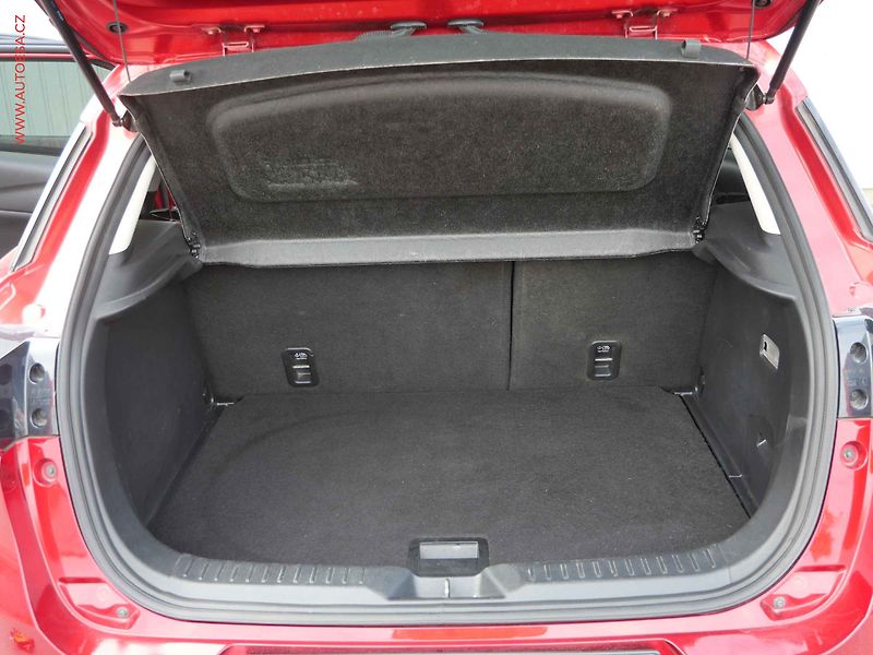 Mazda CX-3 (2019) 2.0 i, 2.maj,ČR, Klima - fotka 7 z 24