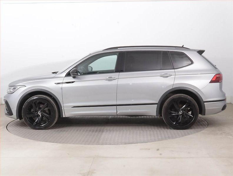 Volkswagen Tiguan Allspace (2022) R-Line 2.0 TDI - fotka 3 z 15
