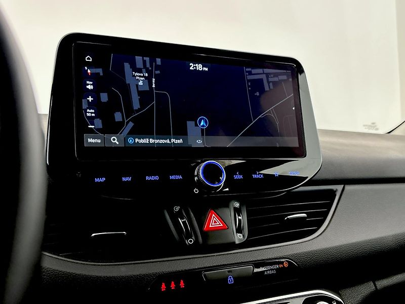 Hyundai i30 Smart DCT - fotka 24 z 26