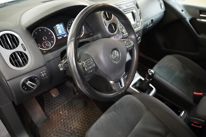 Volkswagen Tiguan - fotka 6 z 6