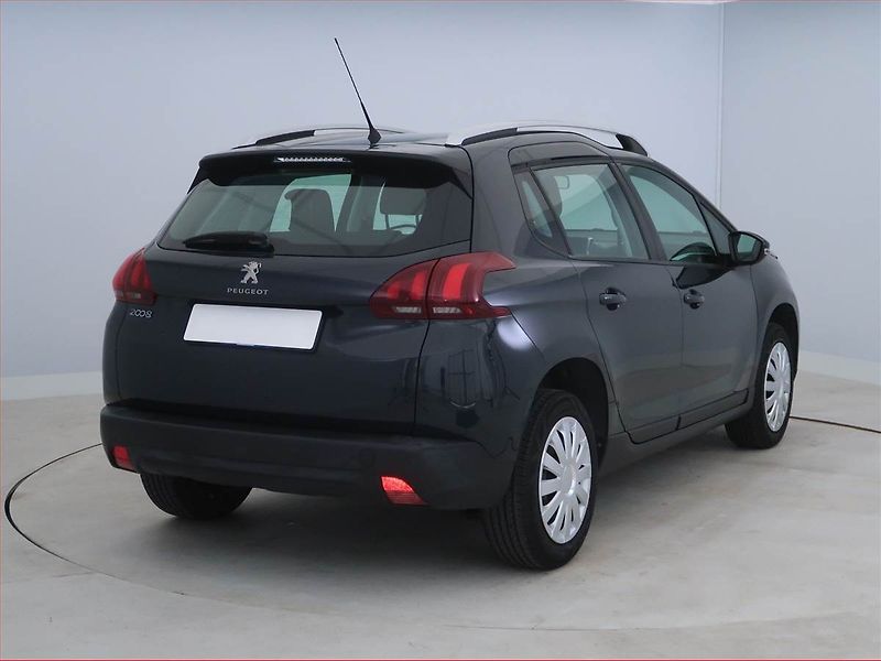 Peugeot 2008 (2018) 1.2 PureTech, ČR,1.maj - fotka 5 z 19