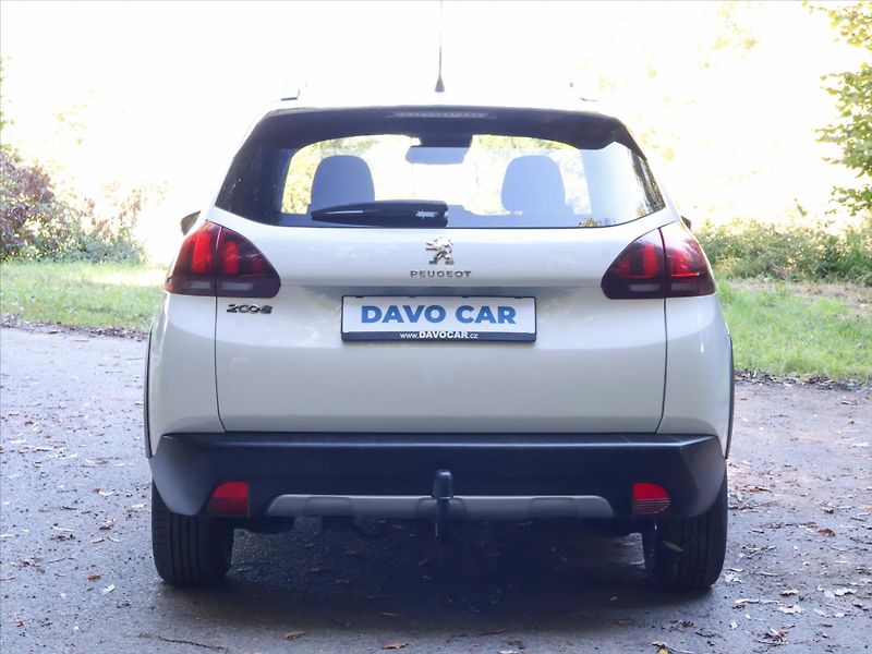 Peugeot 2008 1,2 PT 110k Automat CZ Tažné - fotka 6 z 26