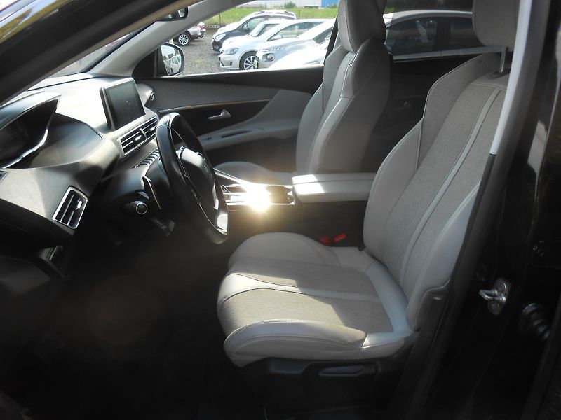 Peugeot 5008 Allure, Kůže,7míst - fotka 18 z 42