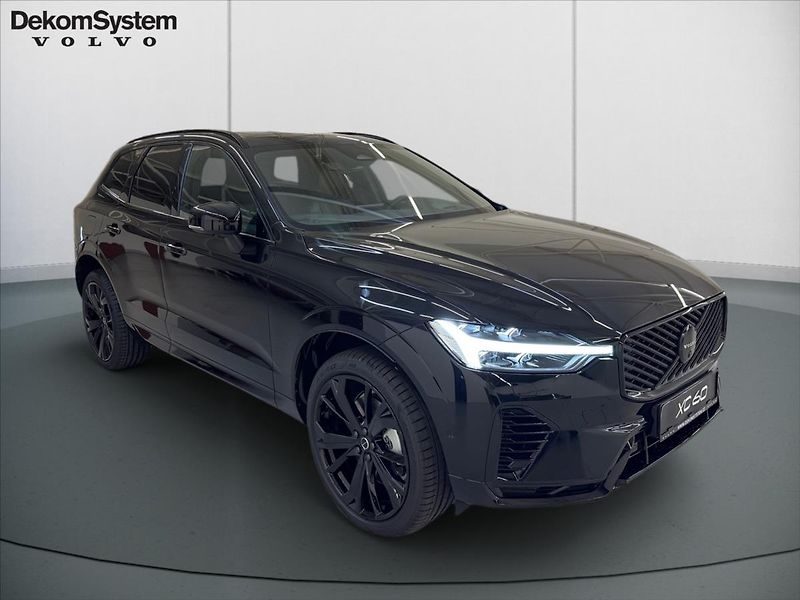 Volvo XC60 2,0  T8 Ultra Black Edition - fotka 2 z 16