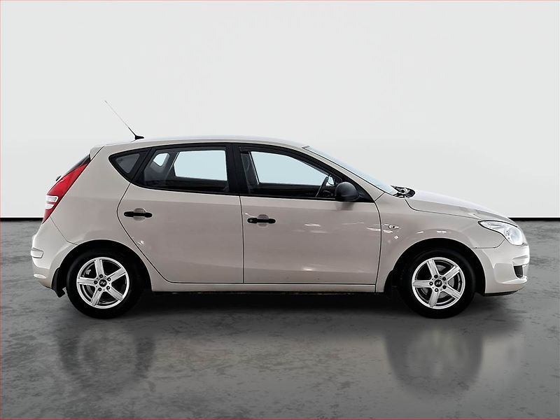 Hyundai i30 (2007) 1.4 CVVT, ČR,1.maj, po STK - fotka 6 z 18