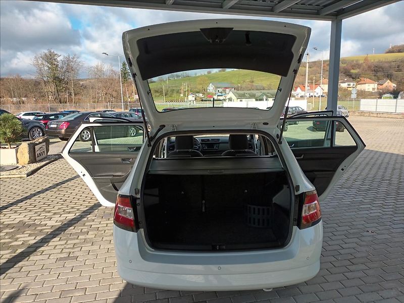 Škoda Fabia 1,2 TSI,81KW,SERVIS,KOLA,VÝHŘE - fotka 23 z 47