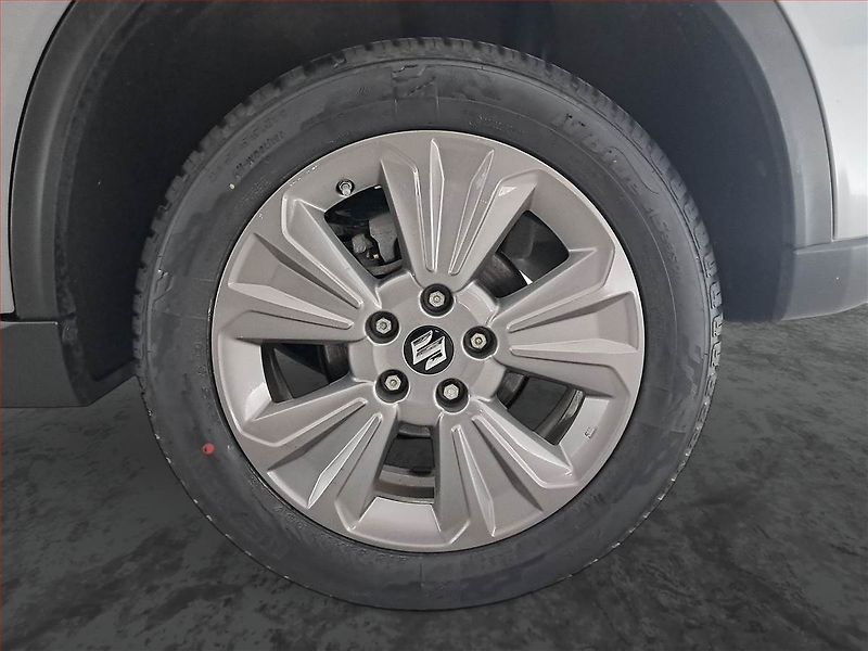 Suzuki Vitara (2022) 1.4 BoosterJet - fotka 15 z 20