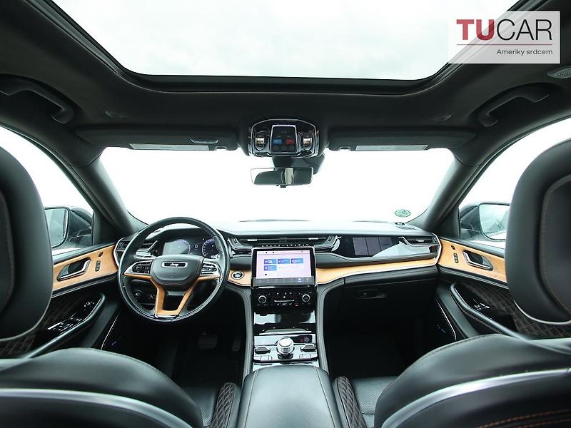 Jeep Grand Cherokee (2022) Summit Reserve 5.7 V8 HEMI  - fotka 32 z 41