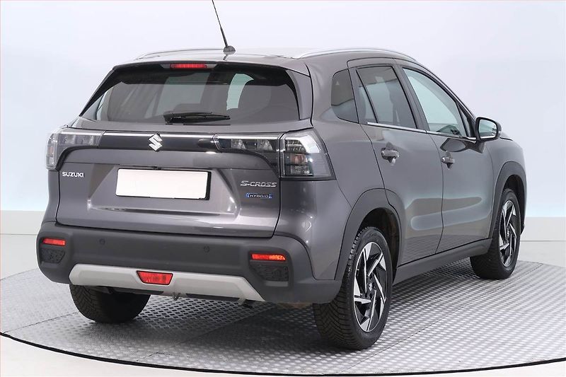 Suzuki SX4 S-Cross (2024) Premium 1.5 Hybrid - fotka 5 z 19