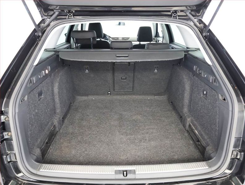 Škoda Superb (2017) 2.0 TDI, Automat, Navi - fotka 20 z 20