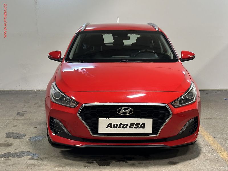 Hyundai i30 (2019) 1.6 CRDi, 2.maj,ČR, servis - fotka 2 z 22