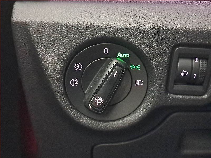 Škoda Scala (2019) Ambition 1.0 TSI, Serv.kniha - fotka 18 z 19