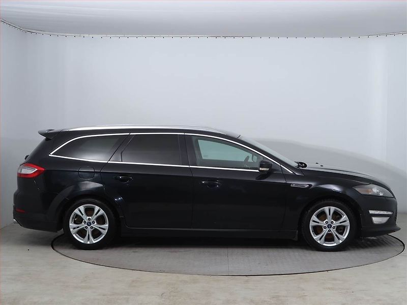 Ford Mondeo (2014) 2.2 TDCi, nová STK - fotka 6 z 15