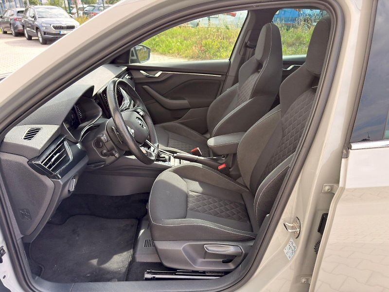 Škoda Kamiq (2021) 1.0 TSi - 81 kW, Style, A7F - fotka 16 z 27