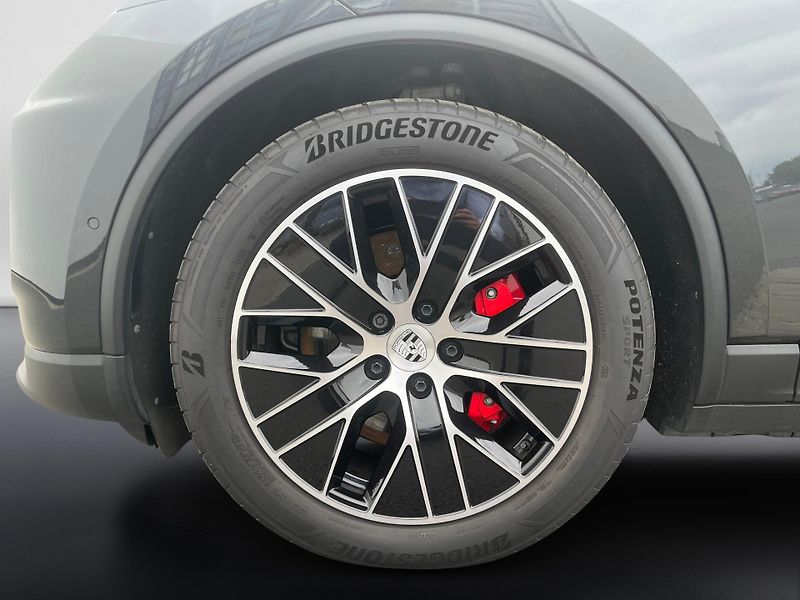 Porsche Macan 4s - fotka 12 z 26