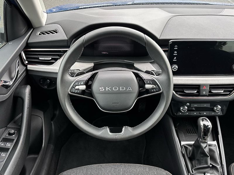Škoda Scala DSG Top Selection - fotka 18 z 24