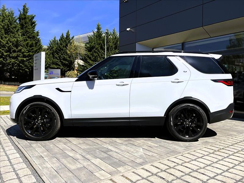 Land Rover Discovery 3,0 D250 S AWD - fotka 2 z 29