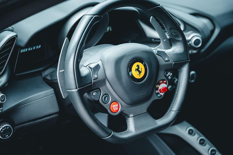 Ferrari 488 GTB - fotka 32 z 46