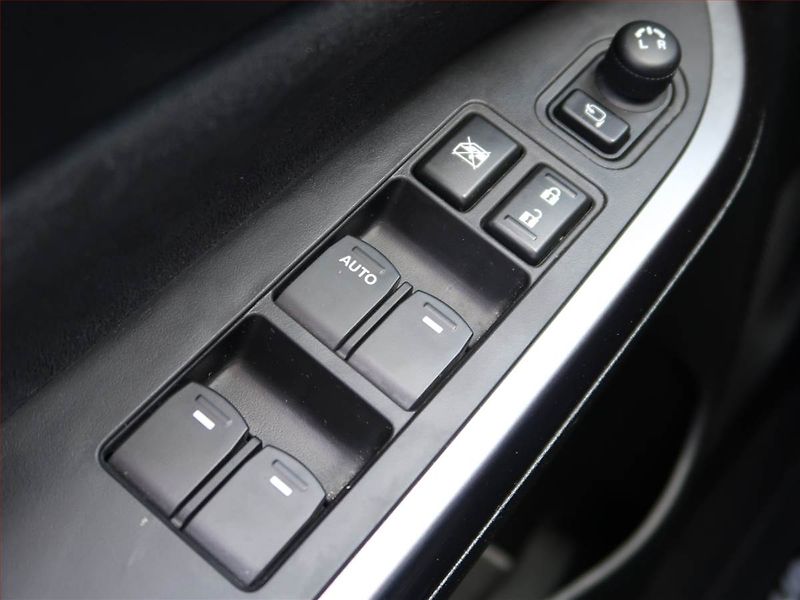 Suzuki Vitara (2024) Elegance 1.4 BoosterJet - fotka 16 z 17