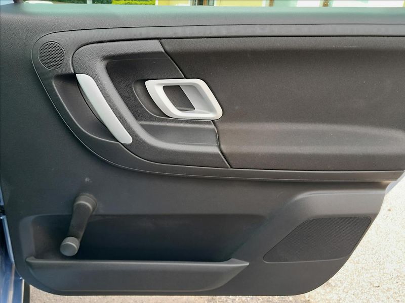 Škoda Roomster 1,6 i 77kW SCOUT MOTOR K.O. - fotka 26 z 43
