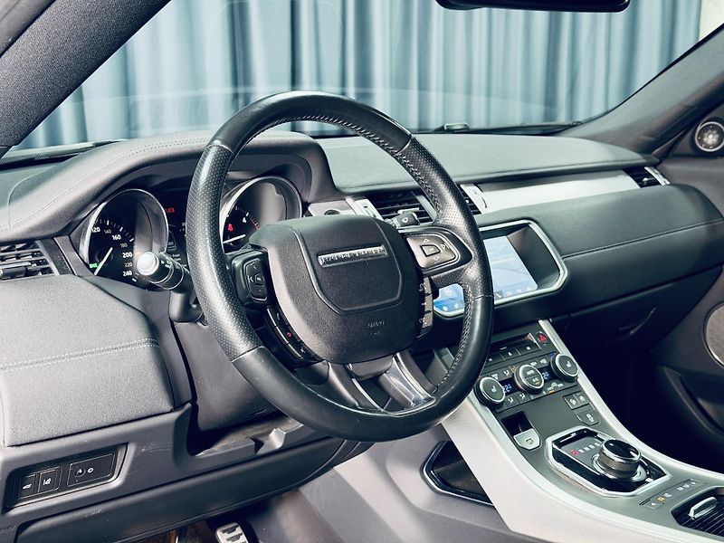 Land Rover Range Rover Evoque (2017) CABRIO*HSE*132KW*KAMERA - fotka 20 z 37