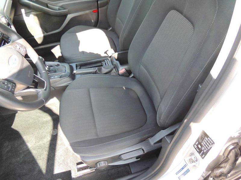 Ford Focus (2019) 1.0i,92kw,Trend,ČR,1maj. - fotka 27 z 50
