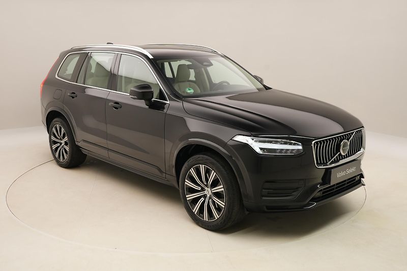Volvo XC90 B5 AWD CORE AUT CZ 7M - fotka 18 z 63