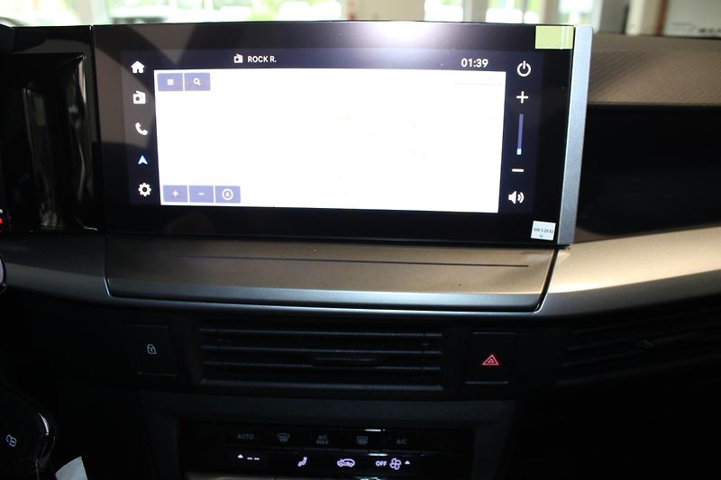 Opel Frontera (2026) GS Hybrid 1.2 TURBO 107kW - fotka 12 z 19
