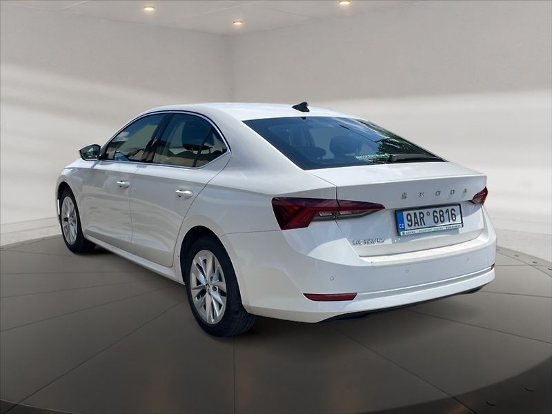 Škoda Octavia 1,5 TSI Style - fotka 4 z 11