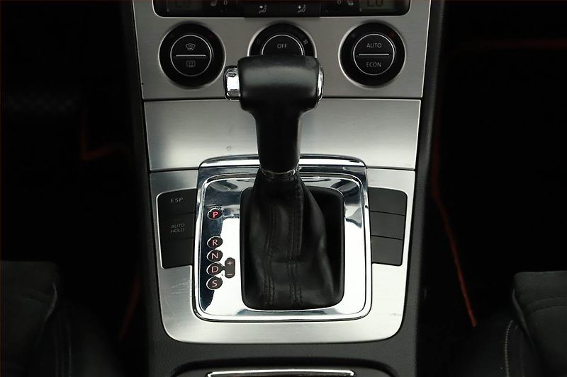 Volkswagen Passat (2005) 2.0 FSI, Automat, nová STK - fotka 10 z 15