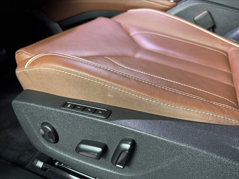 Škoda Enyaq 80 LED Matrix Assist Tepelko - fotka 20 z 50