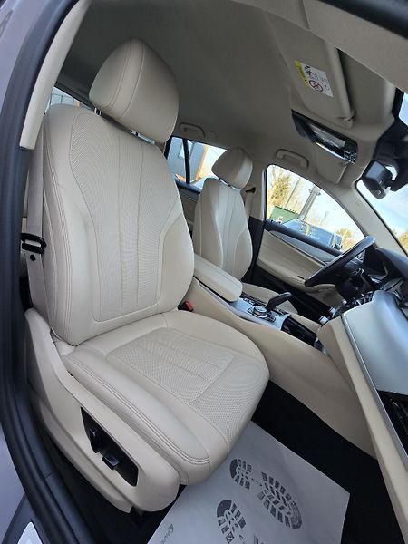BMW Řada 5 (2021) 518d 110kW LED+NAVI+KŮŽE - DPH - fotka 13 z 58