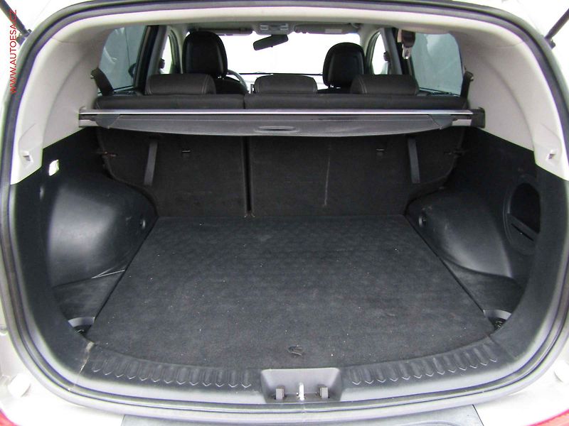 Kia Sportage (2011) 1.7CRDi, 2.maj,ČR, AC, tažné - fotka 7 z 18