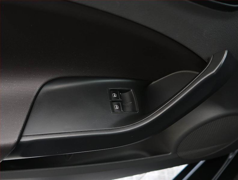 Seat Ibiza (2011) 1.2 TDI, nová STK - fotka 16 z 17