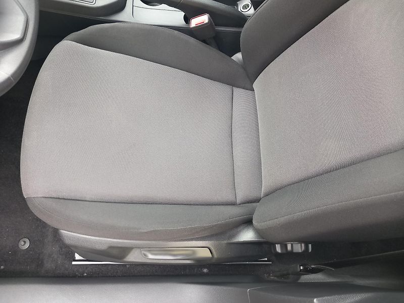 Seat Ibiza (2022) 1.MAJ. SERVISKA  ODPOČET ! - fotka 35 z 42