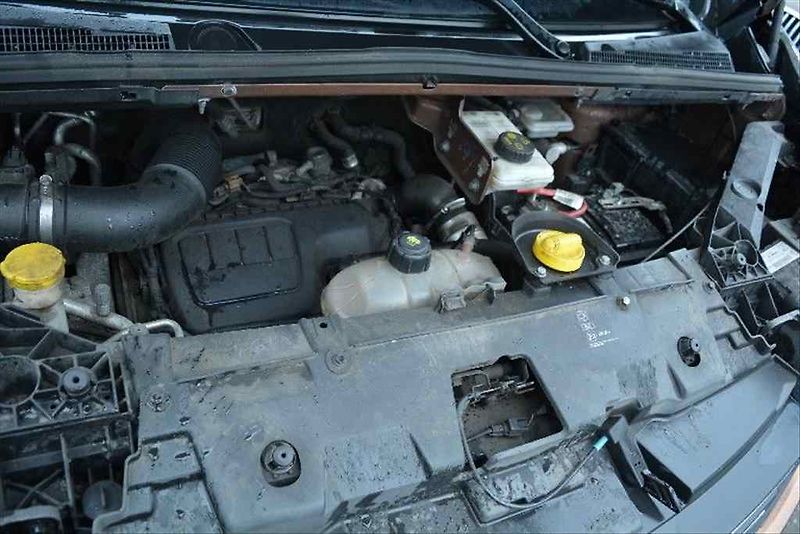 Renault Trafic (2017) PASSENGER 125 DCI ENERGY - fotka 23 z 34