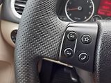 Volkswagen Tiguan (2010) 2.0 TSi R-Line 4x4 - náhled 9