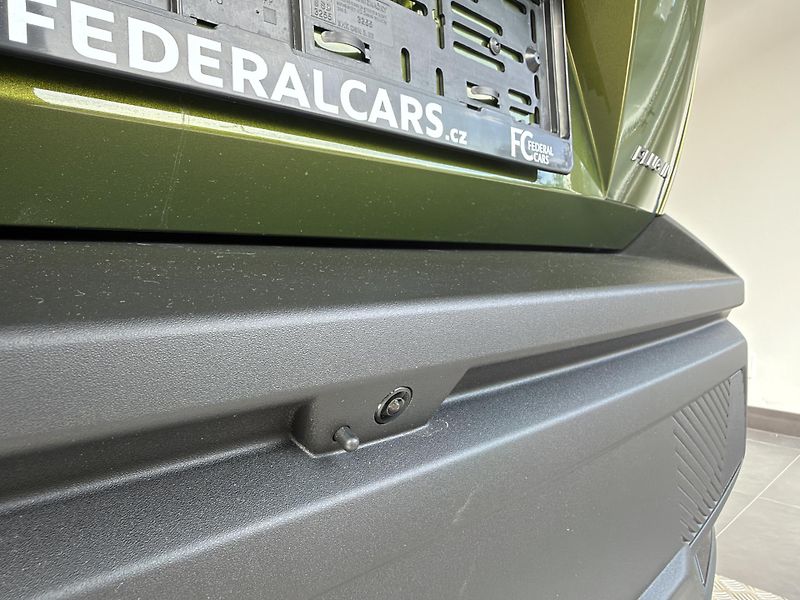 Peugeot 408 (2026) GT Plug-in HYBRID 240 e-DCS7 - fotka 11 z 33