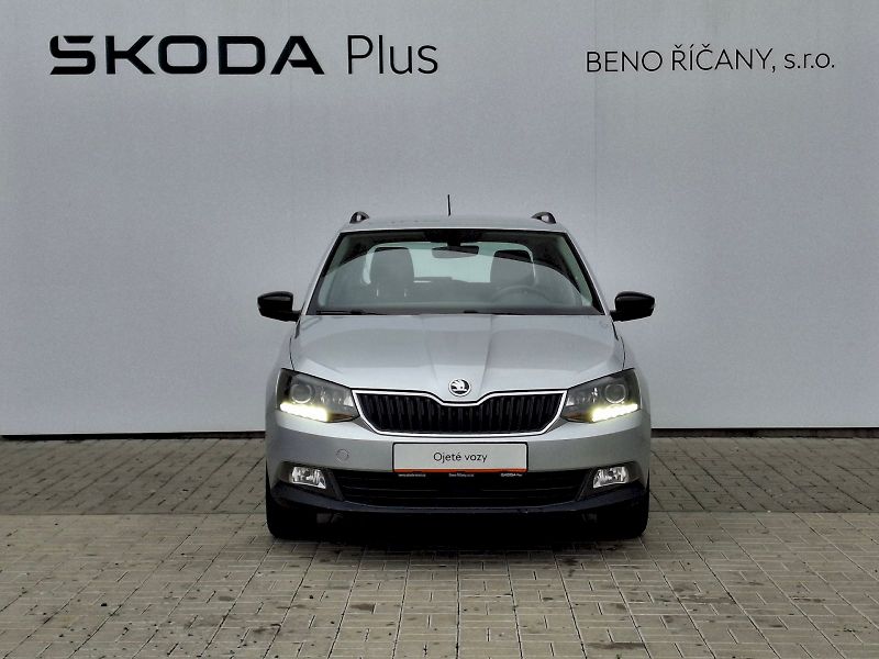 Škoda Fabia (2015) Style 1,2TSi 66kW - fotka 4 z 31