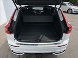 Volvo XC60 2,0 B4 A8 Ultimate Dark - náhled 23