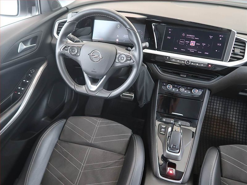 Opel Grandland X (2022) 1.2 Turbo - fotka 7 z 12